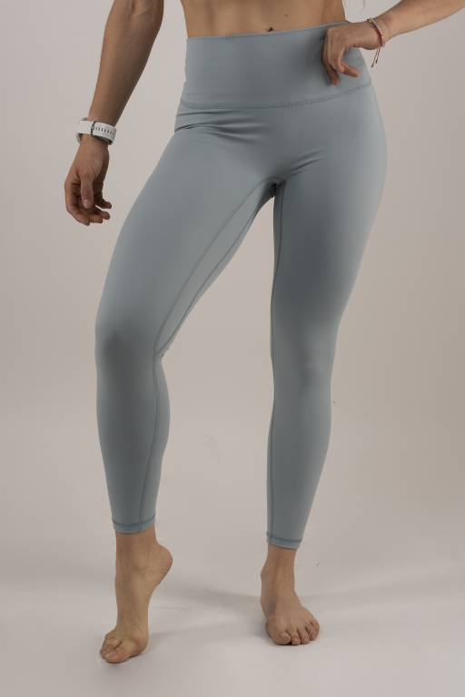 SET-001-02.jpg